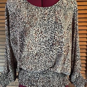 “1. State" Leopard Print Smock Waist & Cuffs Batwing Sleeve Blouse Medium NWT